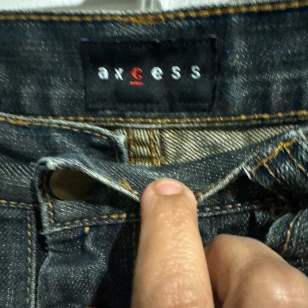 Axcess Relaxed Fit Dark Blue Jeans - Picture 3 of 5